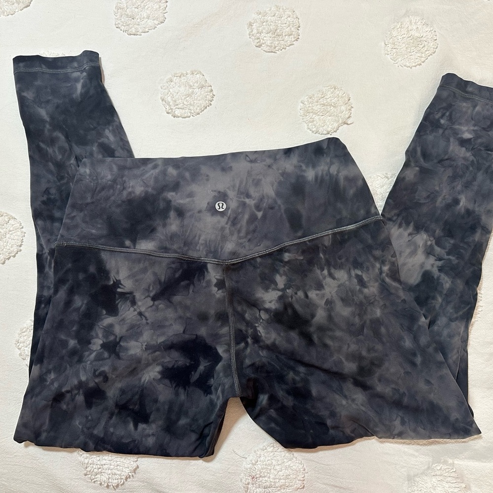 Perfect Condition Lululemon align leggings 25” inseam